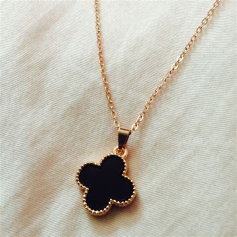 louis vuitton clover design|Louis Vuitton jewelry.